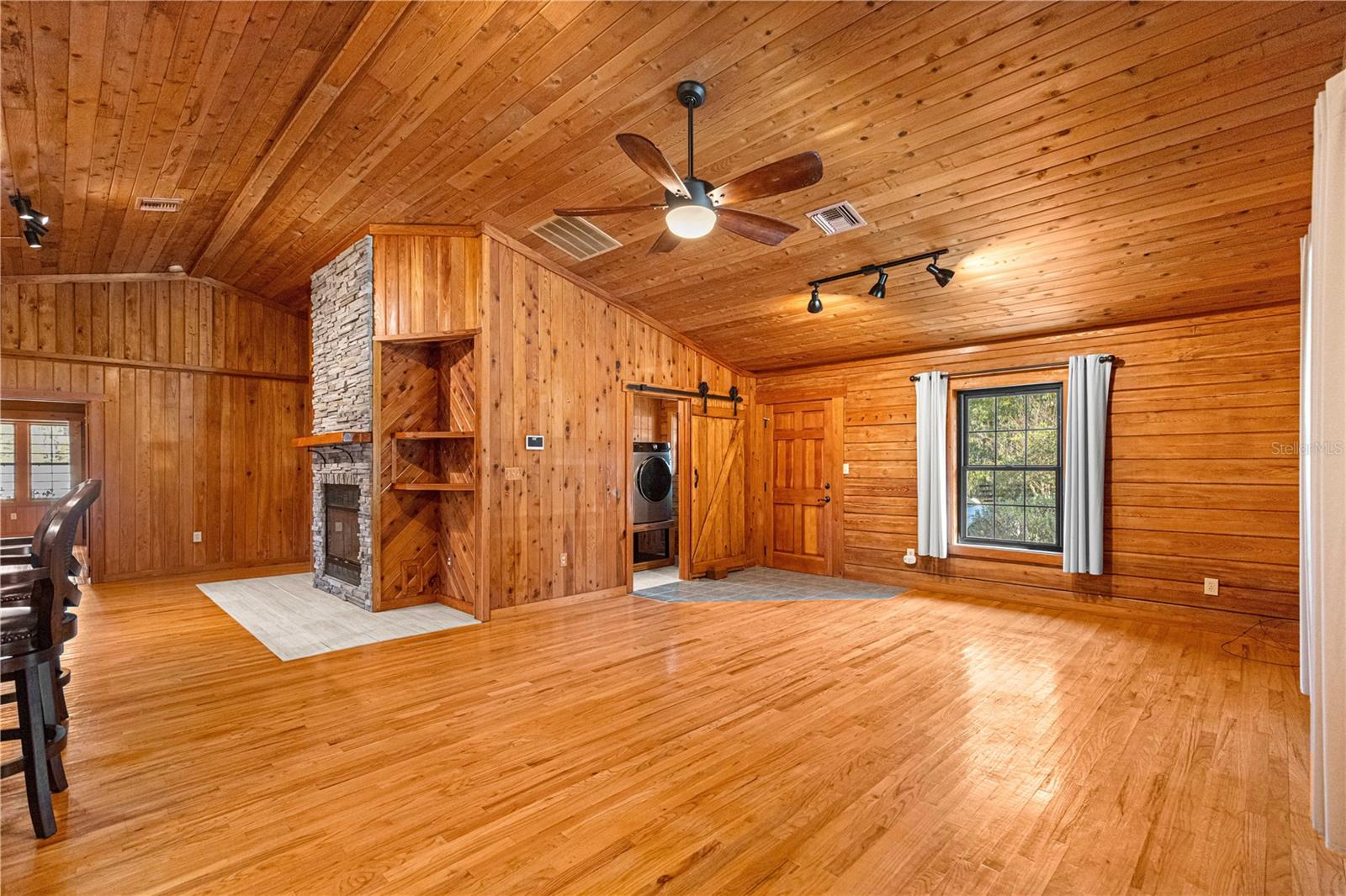 Image 34 of 83 For 9145 193 Street