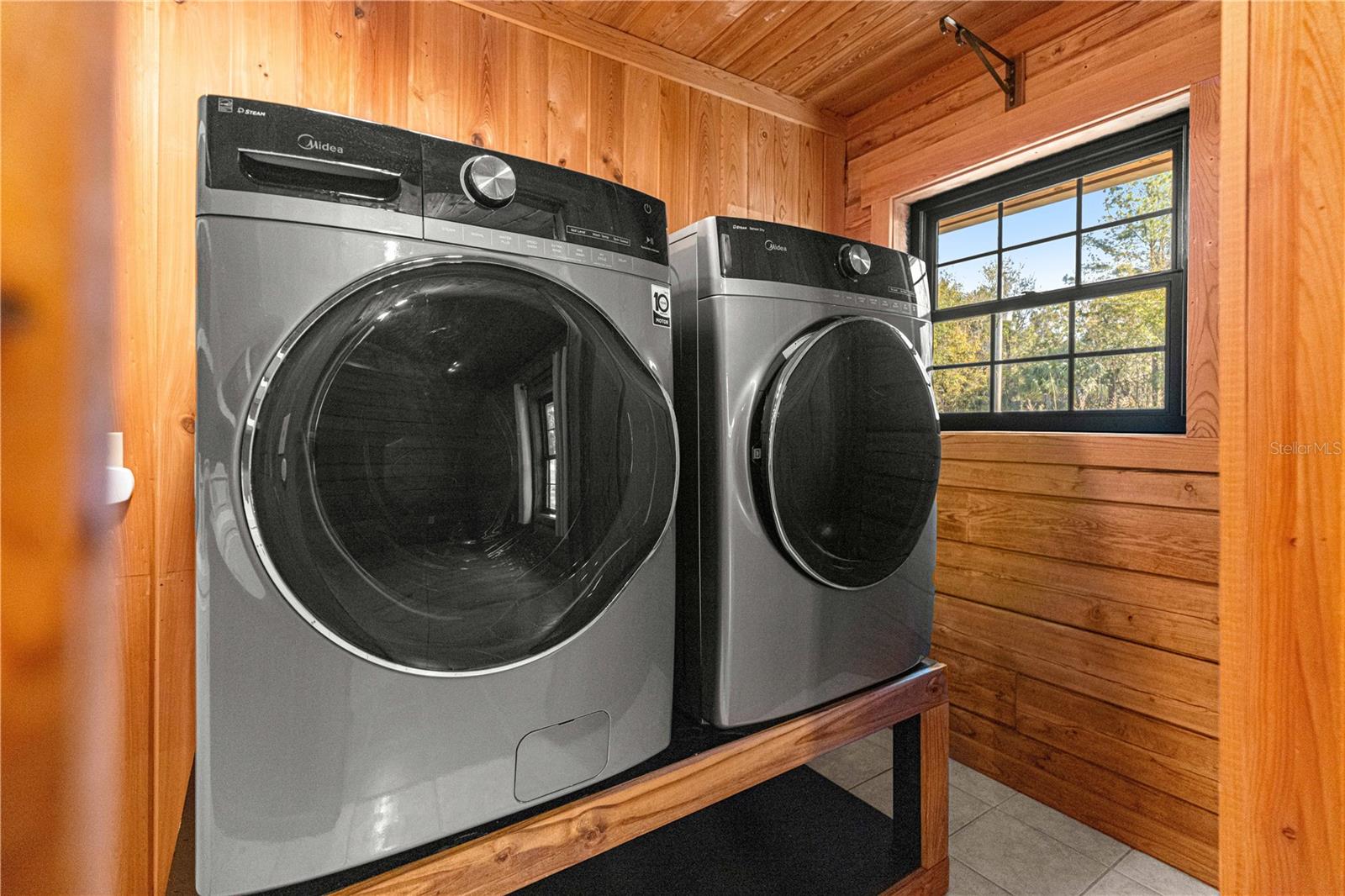 Image 35 of 83 For 9145 193 Street