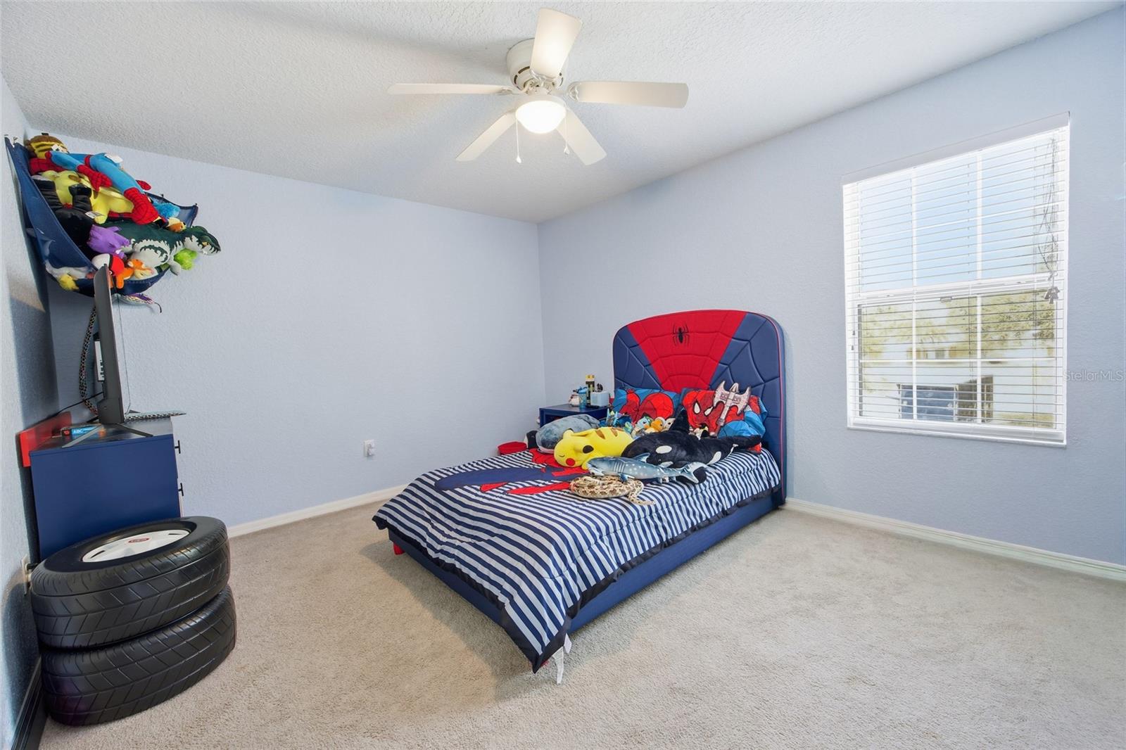 Image 22 of 41 For 4913 122nd Avenue