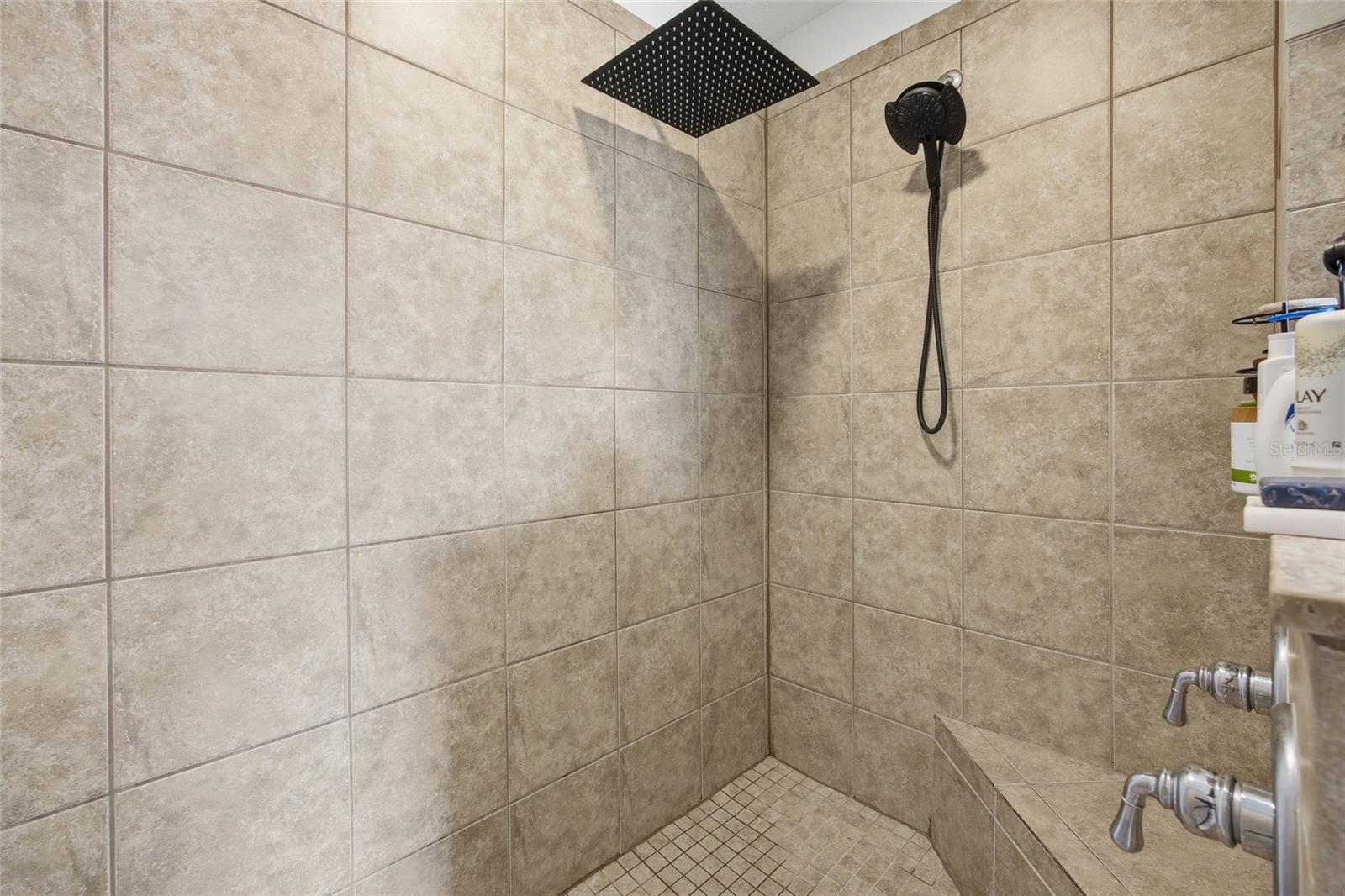 Image 27 of 41 For 4913 122nd Avenue