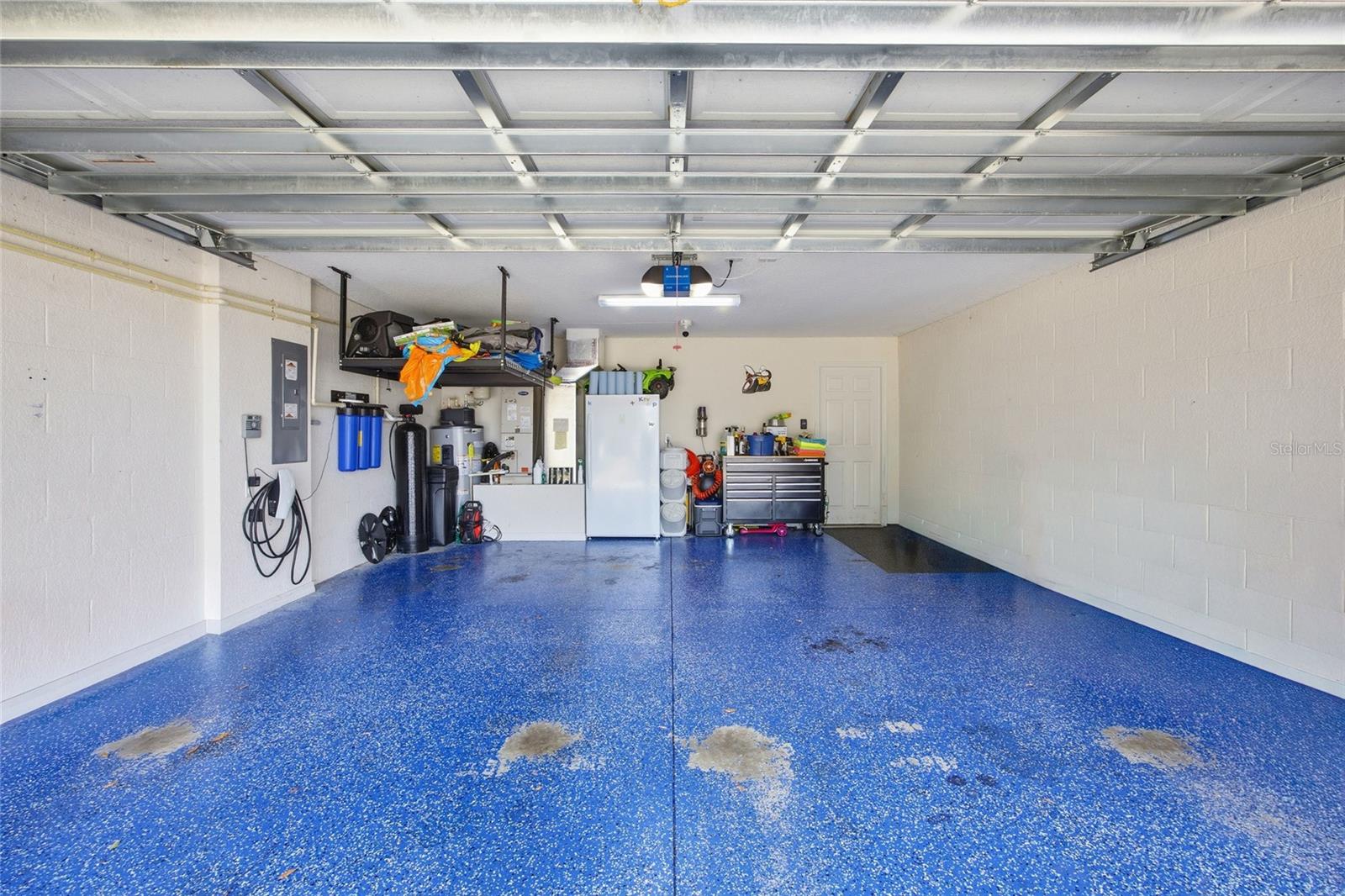 Image 32 of 41 For 4913 122nd Avenue