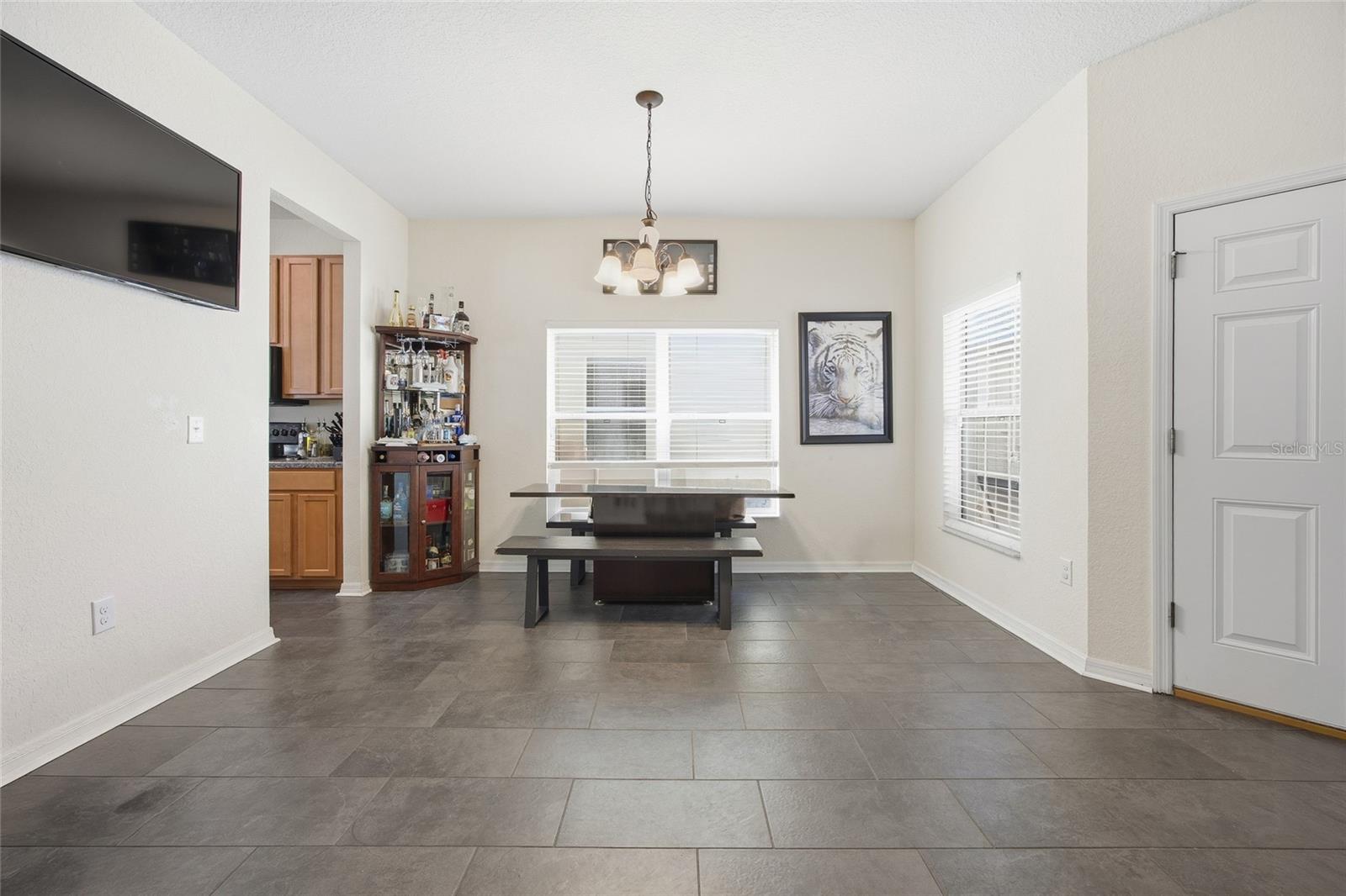 Image 9 of 41 For 4913 122nd Avenue