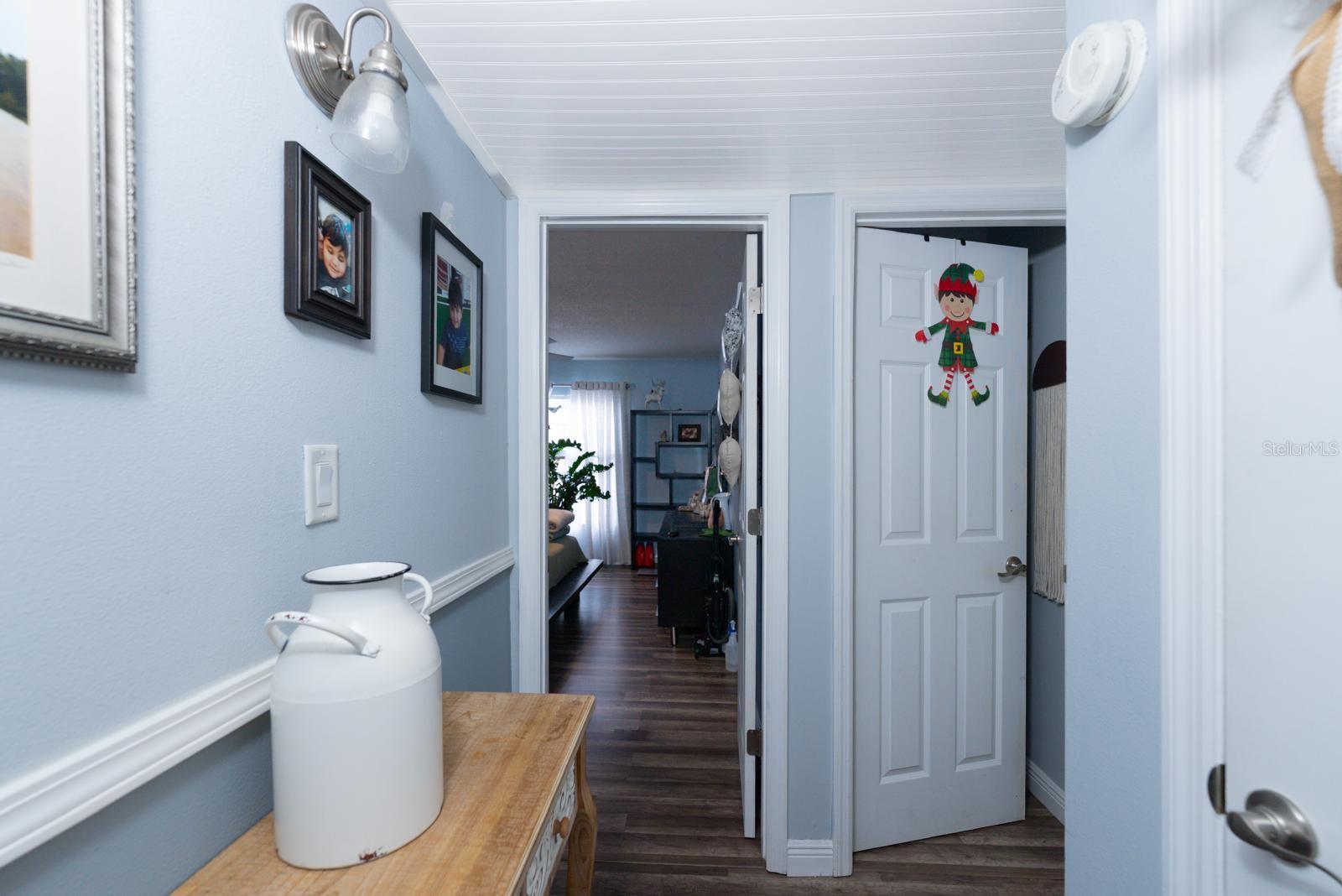 Image 11 of 27 For 2433 7th Street 2