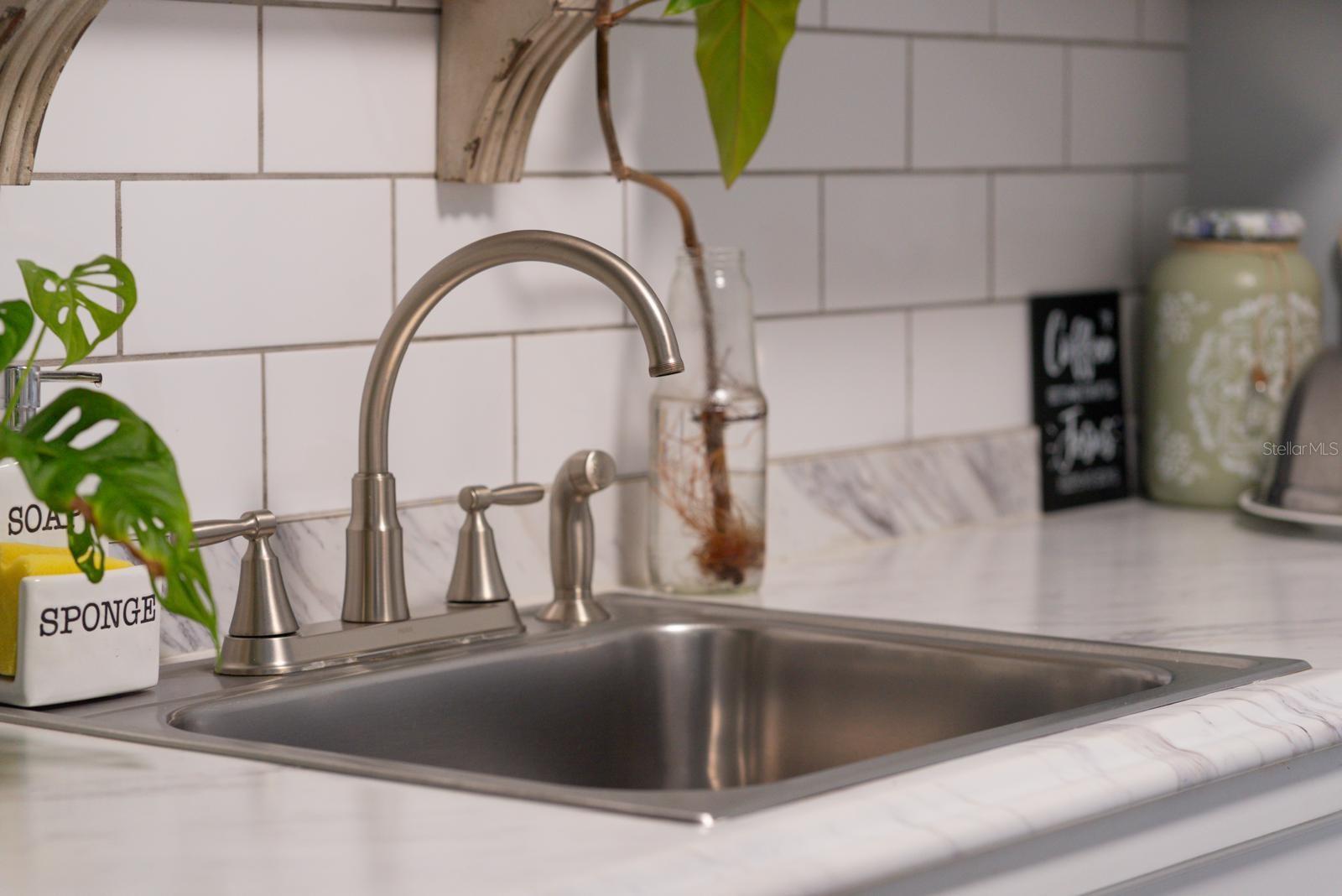 Image 20 of 27 For 2433 7th Street 2