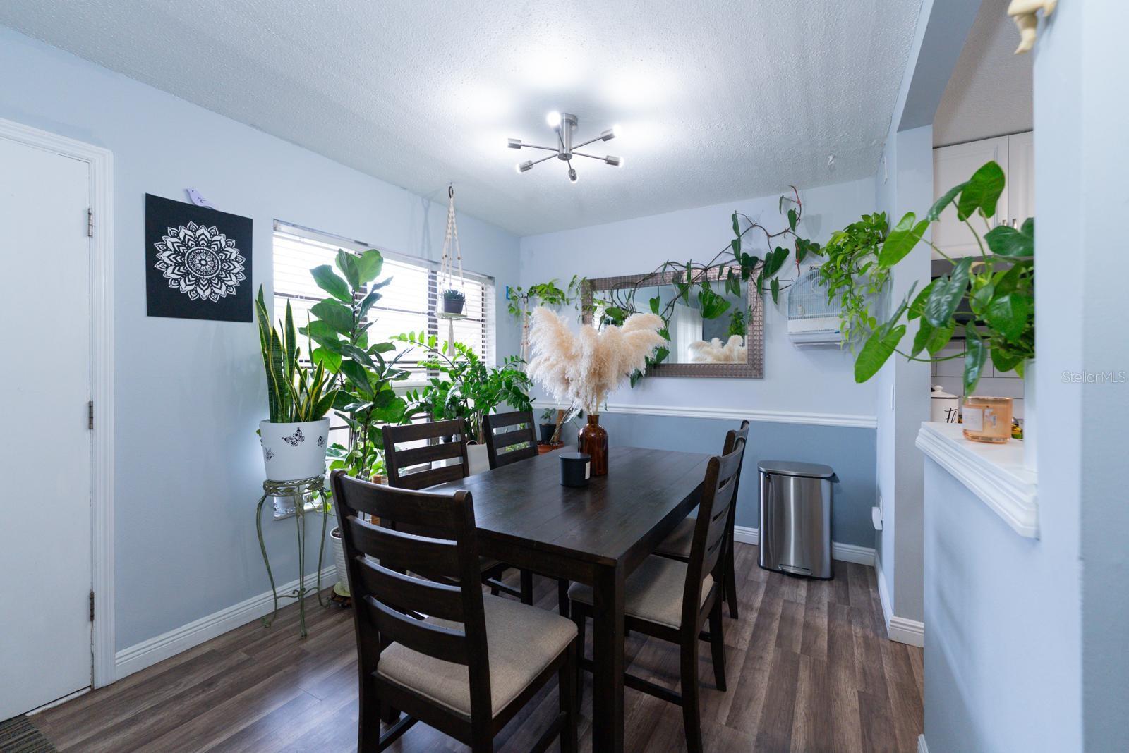 Image 9 of 27 For 2433 7th Street 2