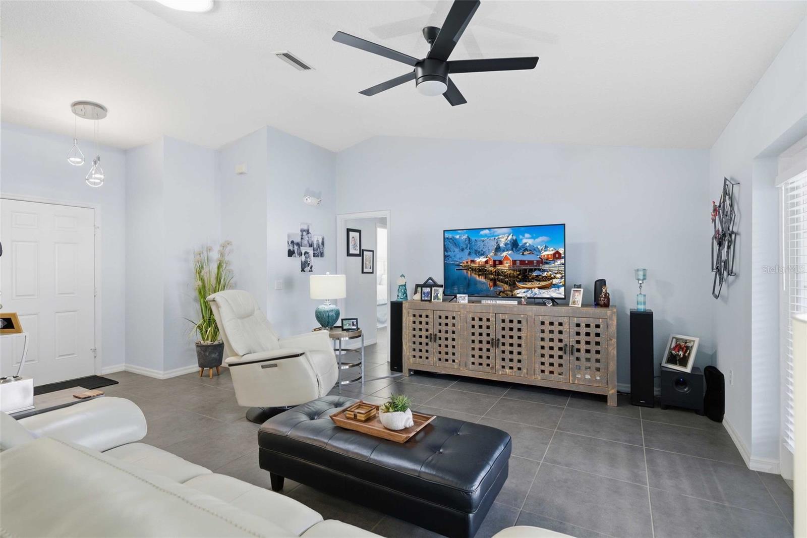 Image 8 of 67 For 4457 Avocet Court