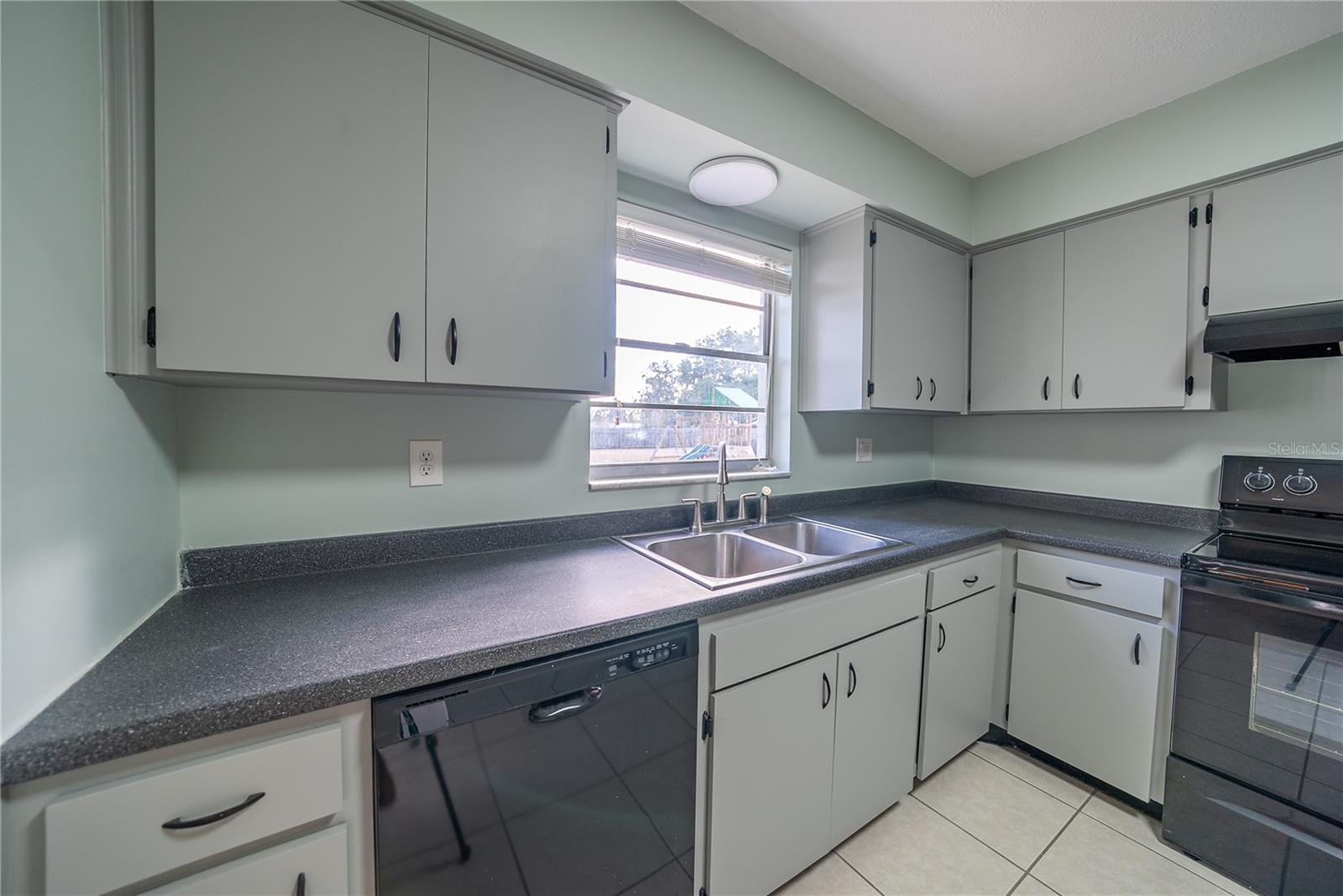 Image 10 of 81 For 1700 91st Place