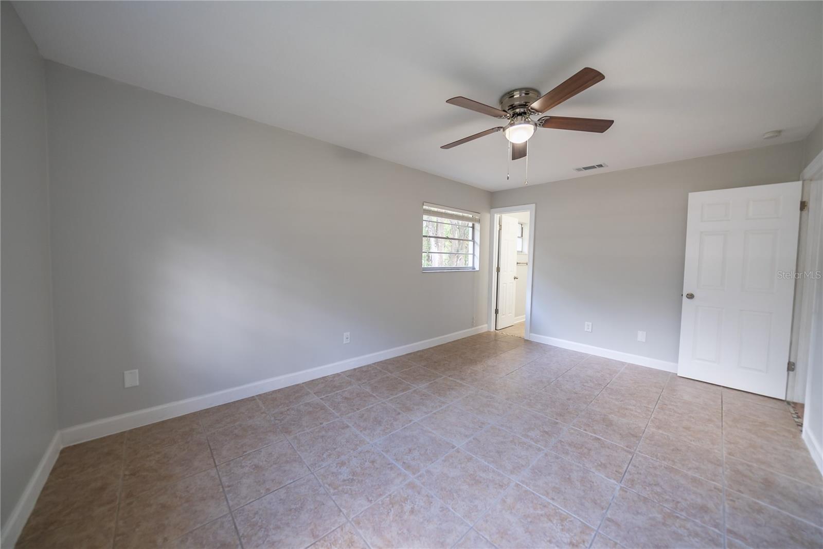 Image 27 of 81 For 1700 91st Place