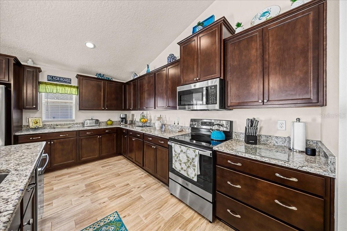 Image 15 of 42 For 4977 90th Place