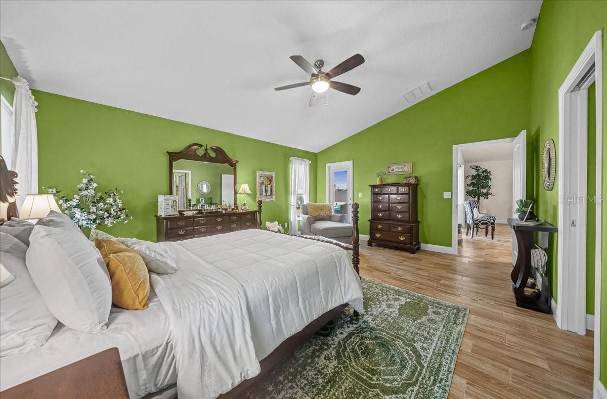 Image 23 of 42 For 4977 90th Place