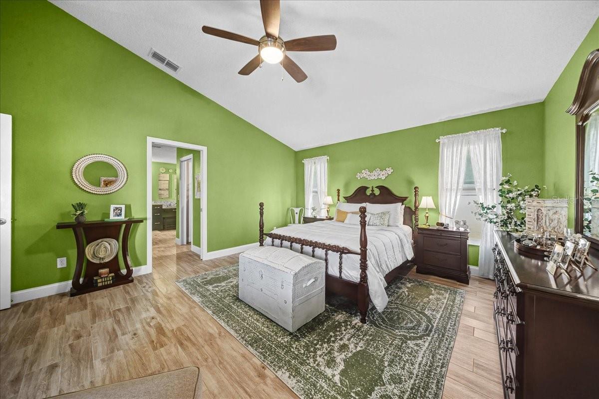 Image 24 of 42 For 4977 90th Place