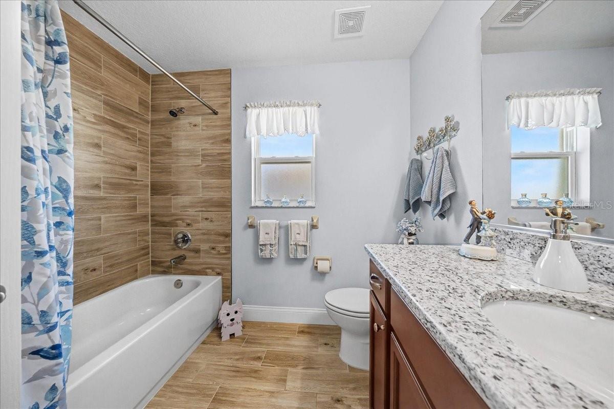 Image 8 of 42 For 4977 90th Place