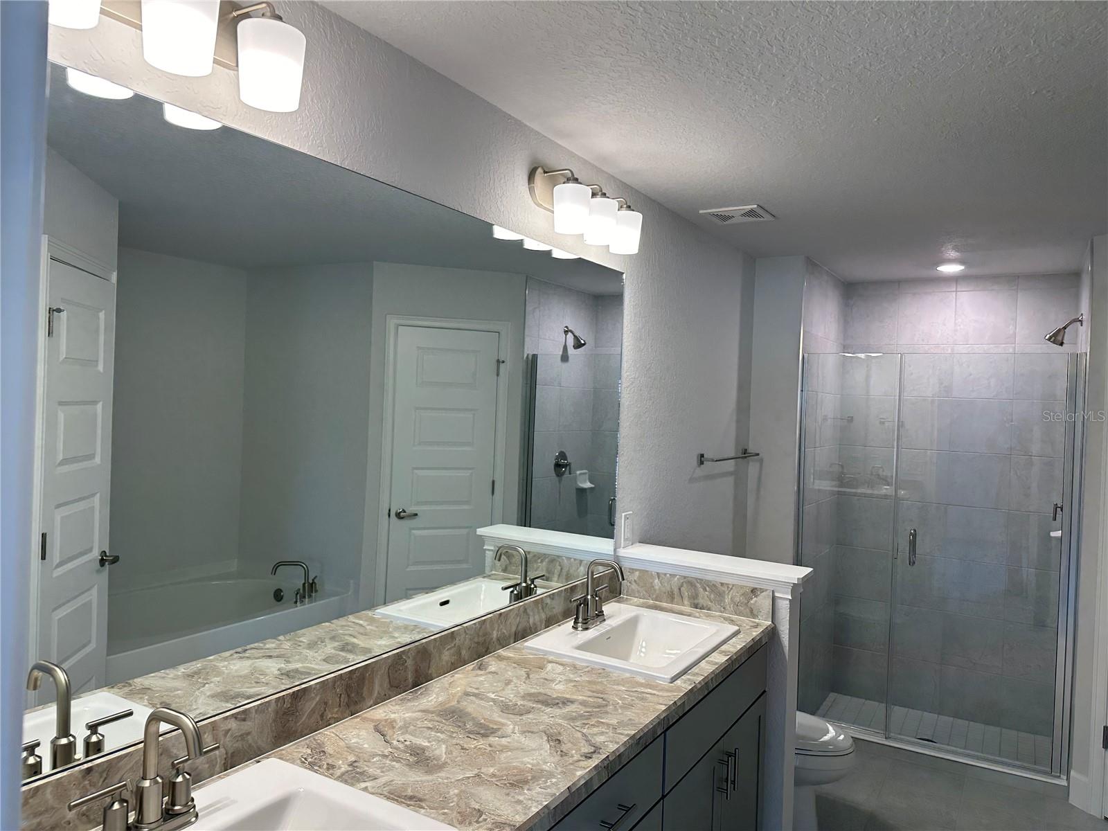 Image 16 of 38 For 5 Cedar Trace Lane