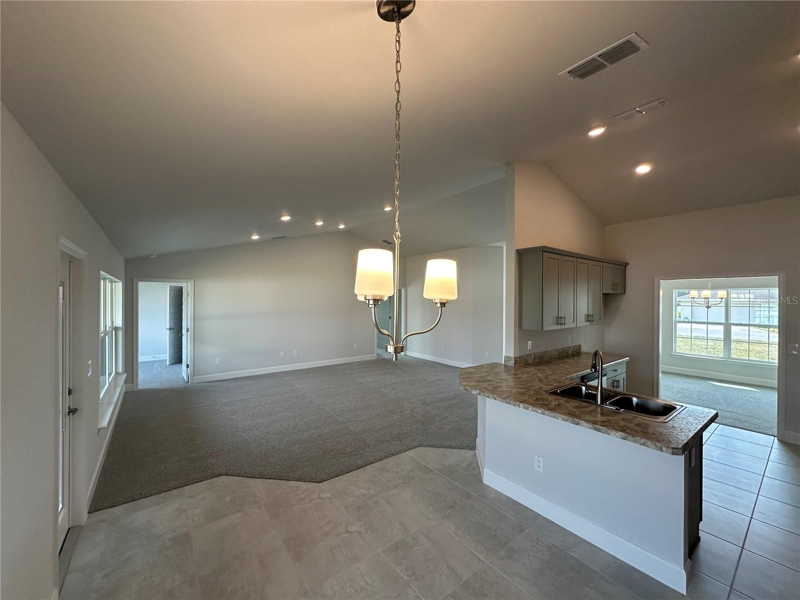 Image 22 of 38 For 5 Cedar Trace Lane