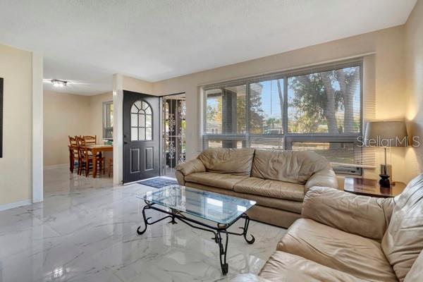 Image 5 of 20 For 635 Mccormick Street