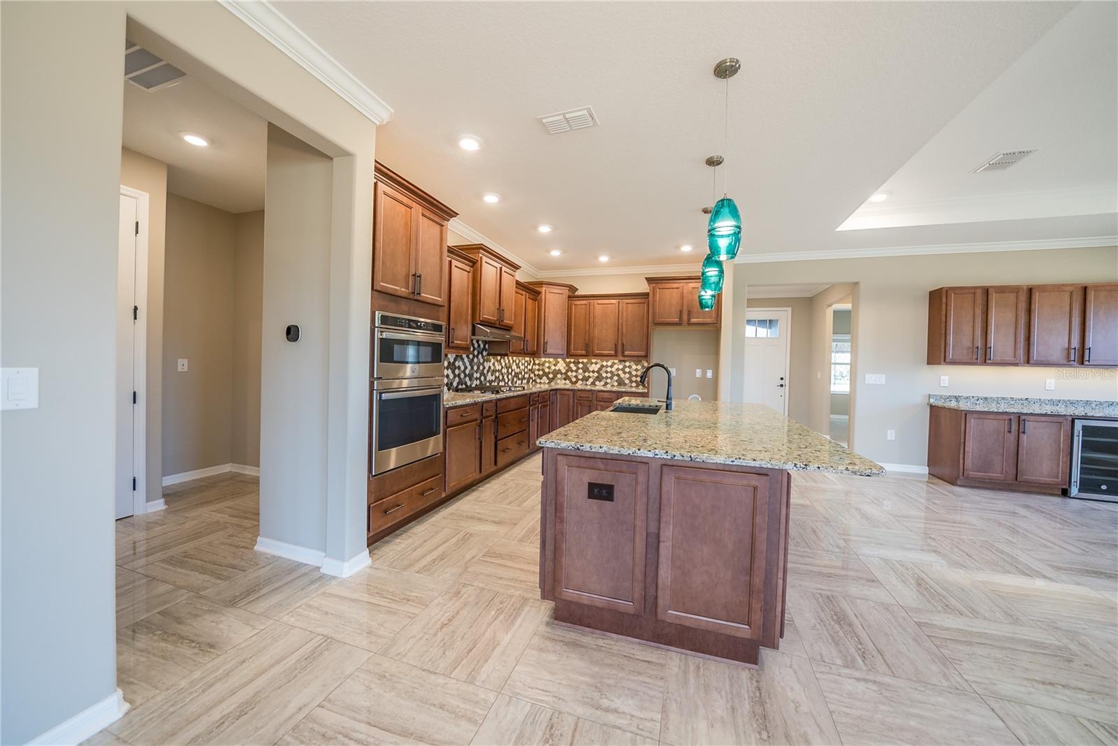 Image 12 of 48 For 9211 104th Terrace