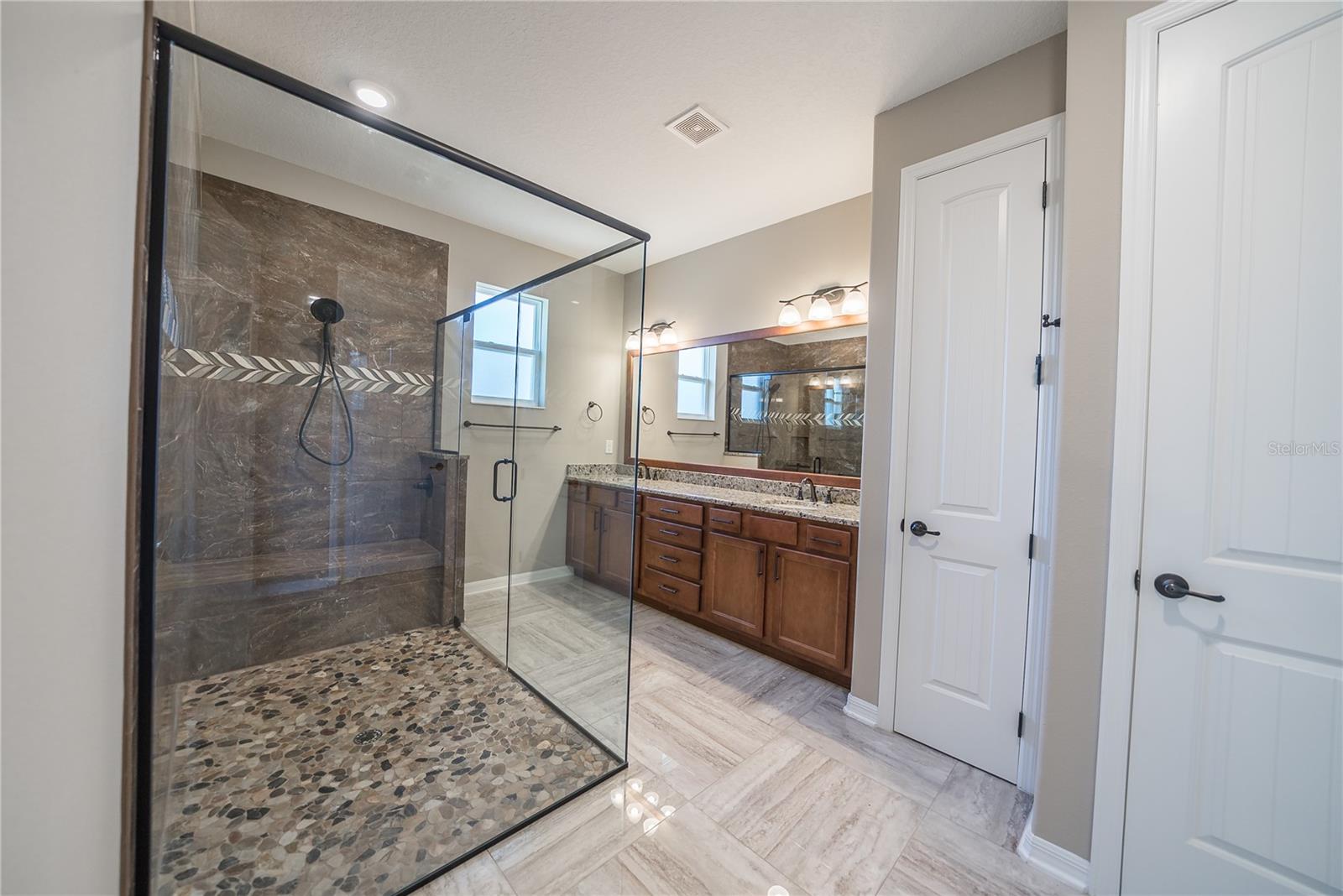 Image 19 of 48 For 9211 104th Terrace