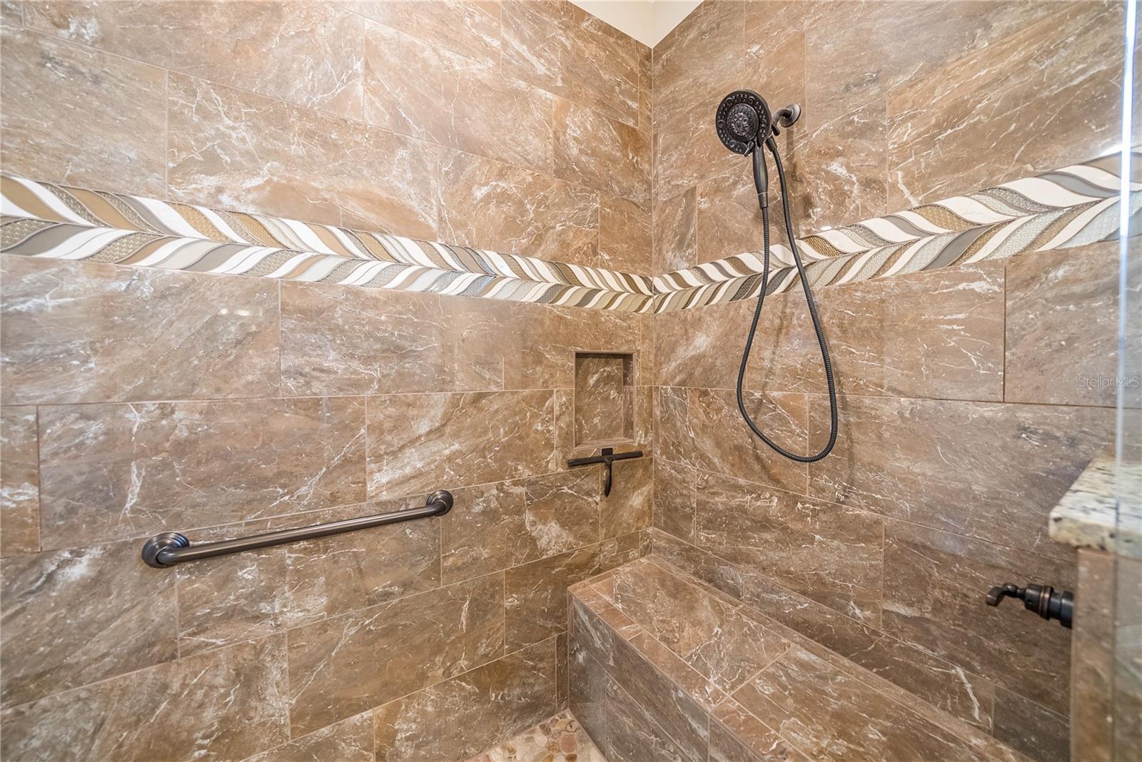 Image 26 of 48 For 9211 104th Terrace