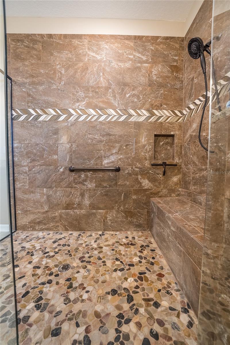 Image 27 of 48 For 9211 104th Terrace