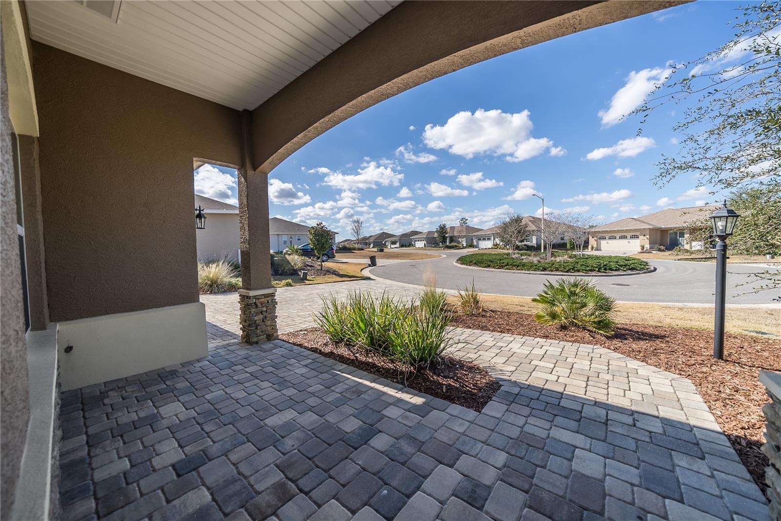 Image 4 of 48 For 9211 104th Terrace