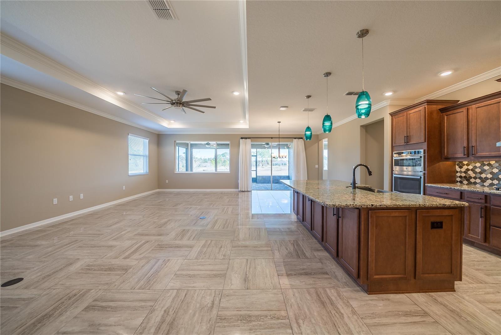 Image 6 of 48 For 9211 104th Terrace