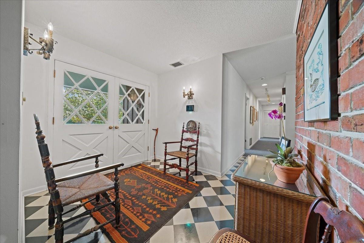 Image 10 of 59 For 2147 7th Street