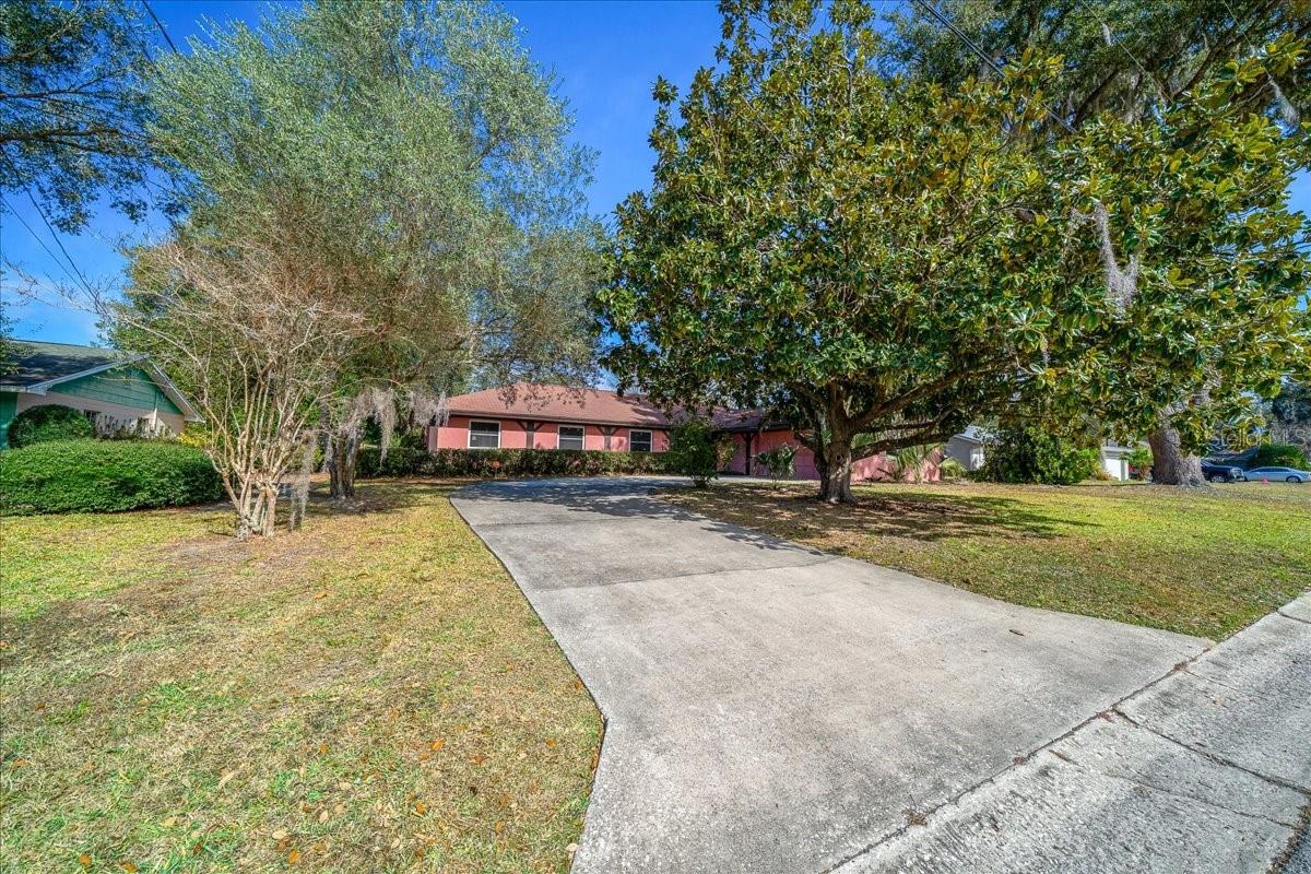 Image 2 of 59 For 2147 7th Street