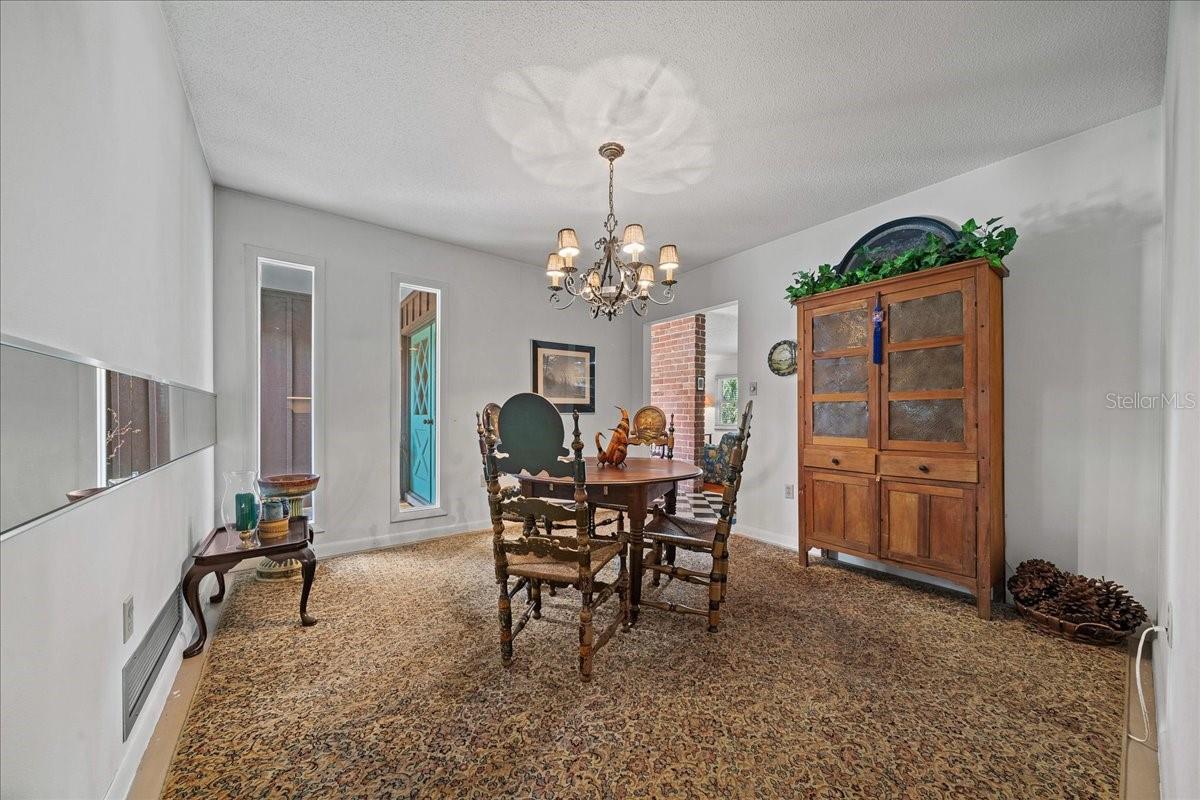 Image 26 of 59 For 2147 7th Street