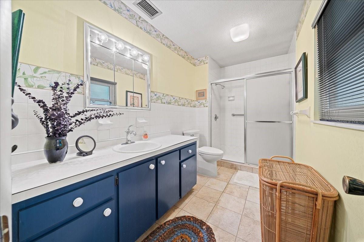 Image 31 of 59 For 2147 7th Street