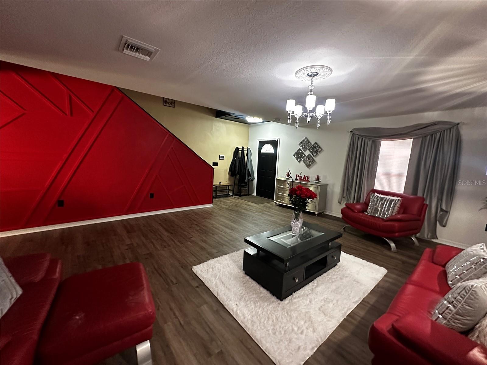 Image 4 of 23 For 15040 39th Circle