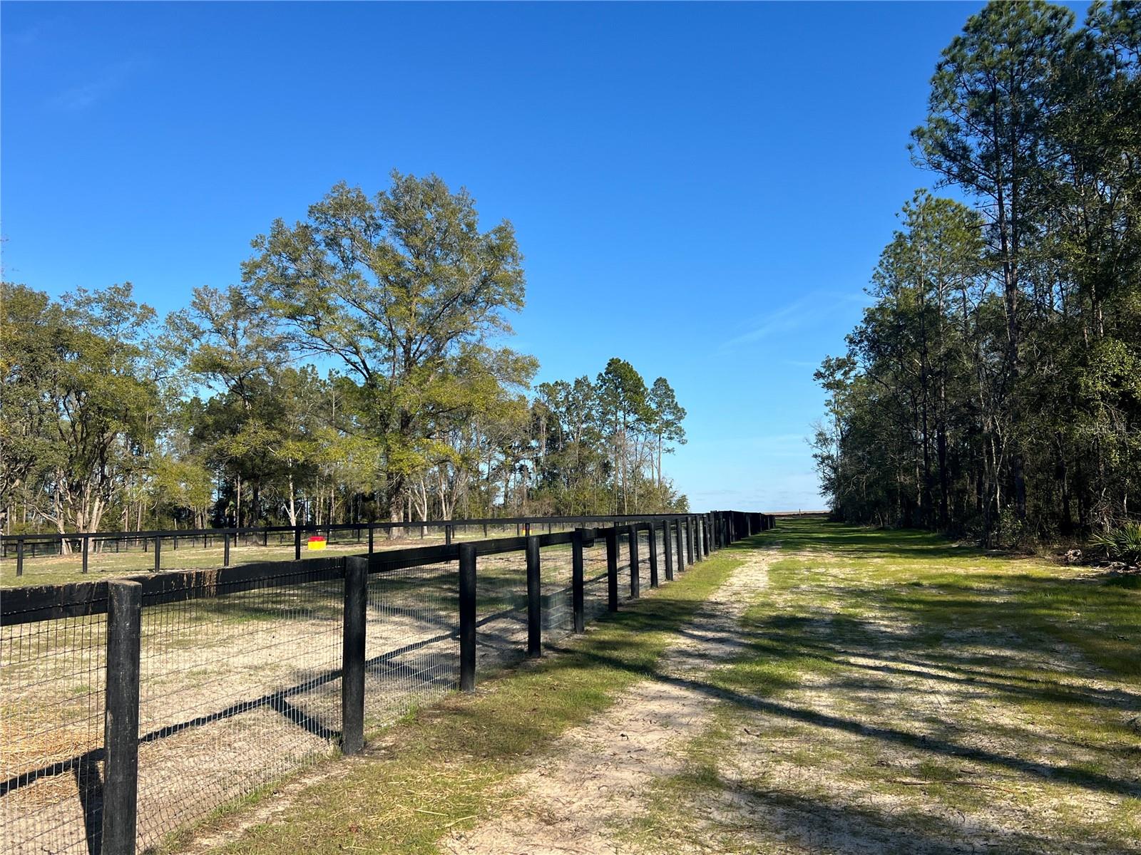 Image 14 of 17 For 571 116th Terrace