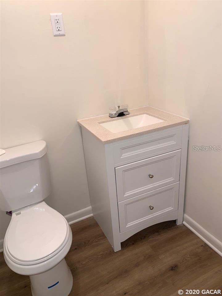 Image 17 of 29 For 15-17 2nd Avenue