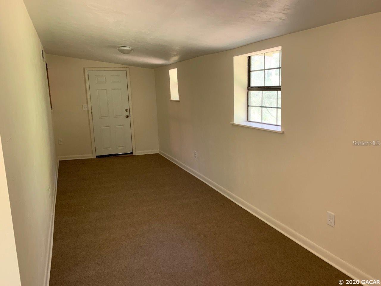 Image 22 of 29 For 15-17 2nd Avenue