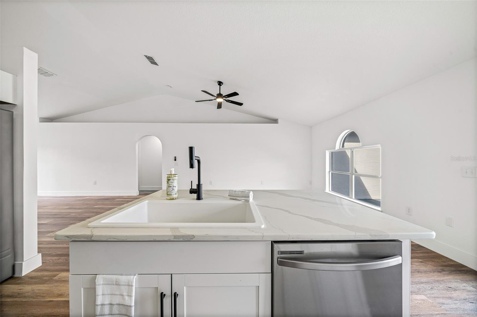 Image 20 of 51 For 497 Marion Oaks Lane