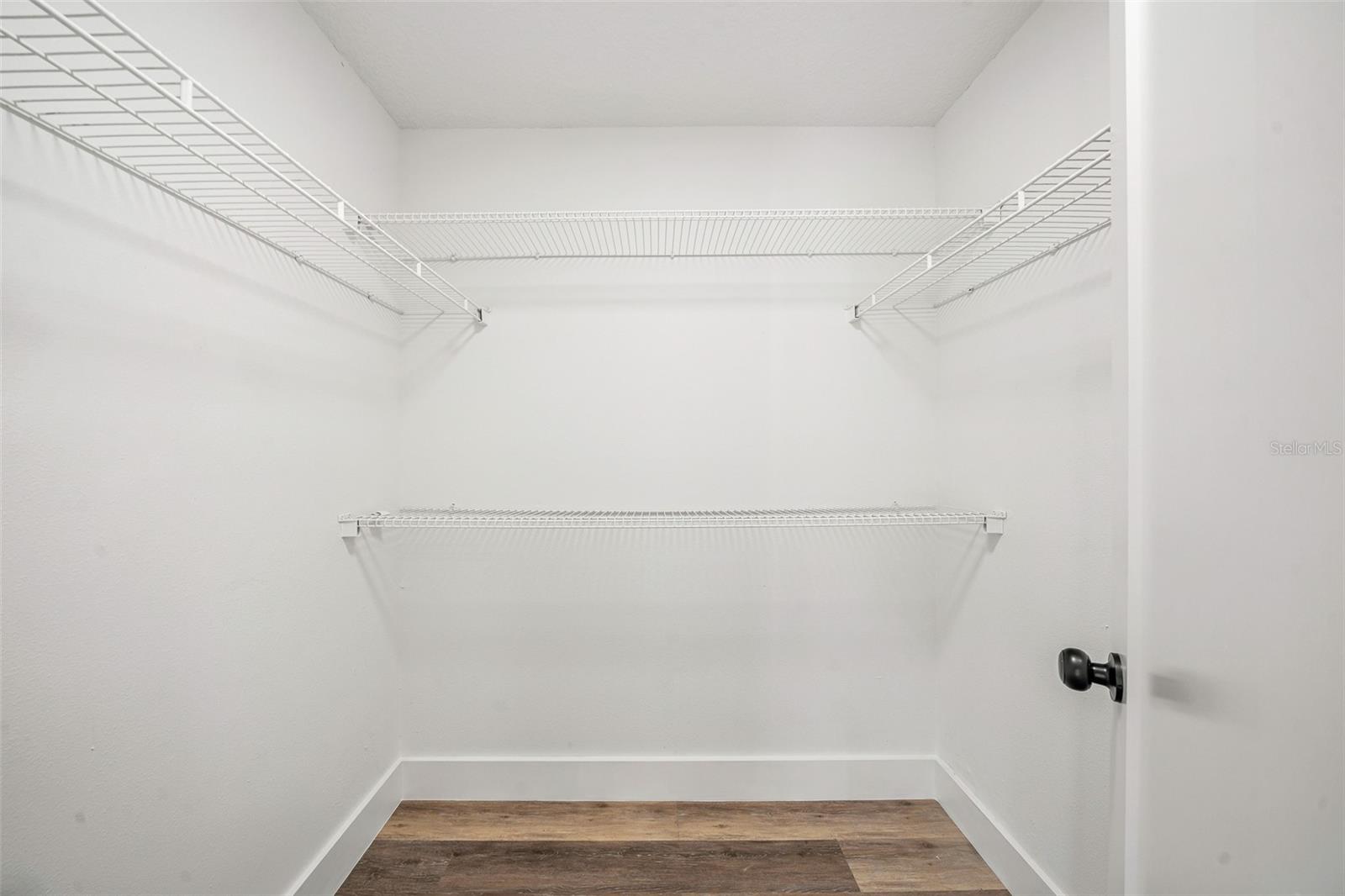 Image 27 of 51 For 497 Marion Oaks Lane