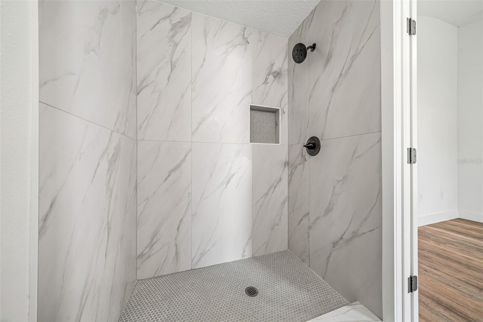 Image 29 of 51 For 497 Marion Oaks Lane