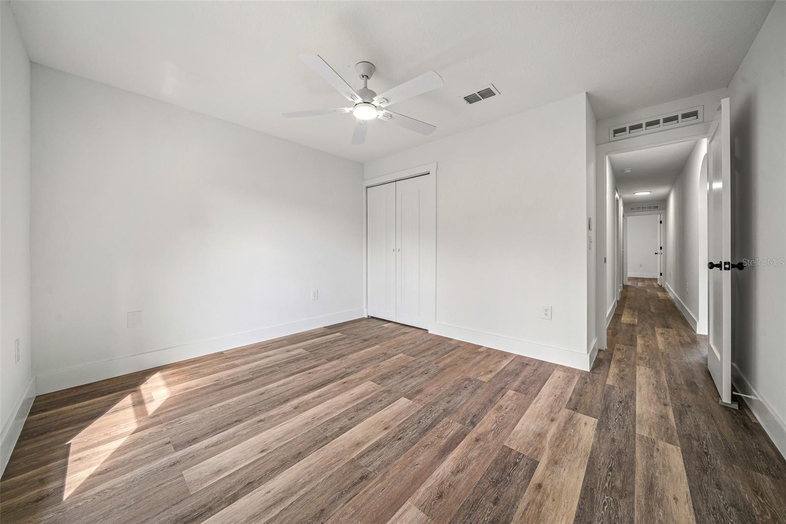 Image 32 of 51 For 497 Marion Oaks Lane