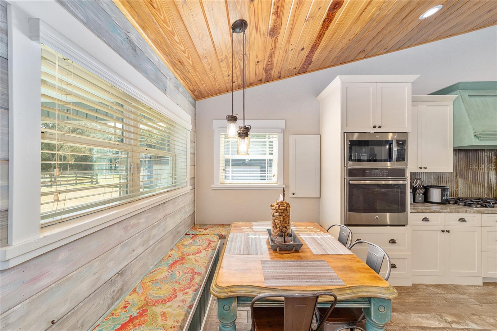 Image 25 of 60 For 14245 25th Avenue