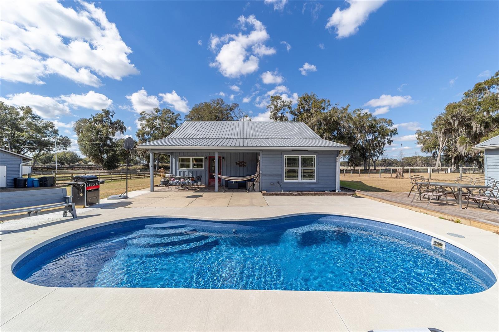 Image 3 of 60 For 14245 25th Avenue