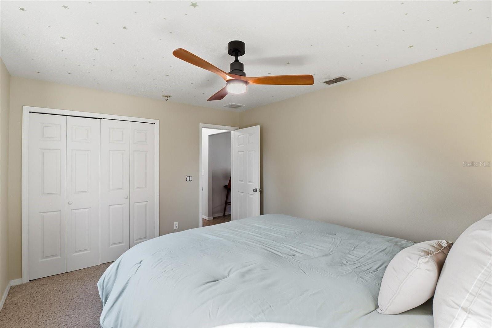 Image 18 of 46 For 10345 42nd Terrace