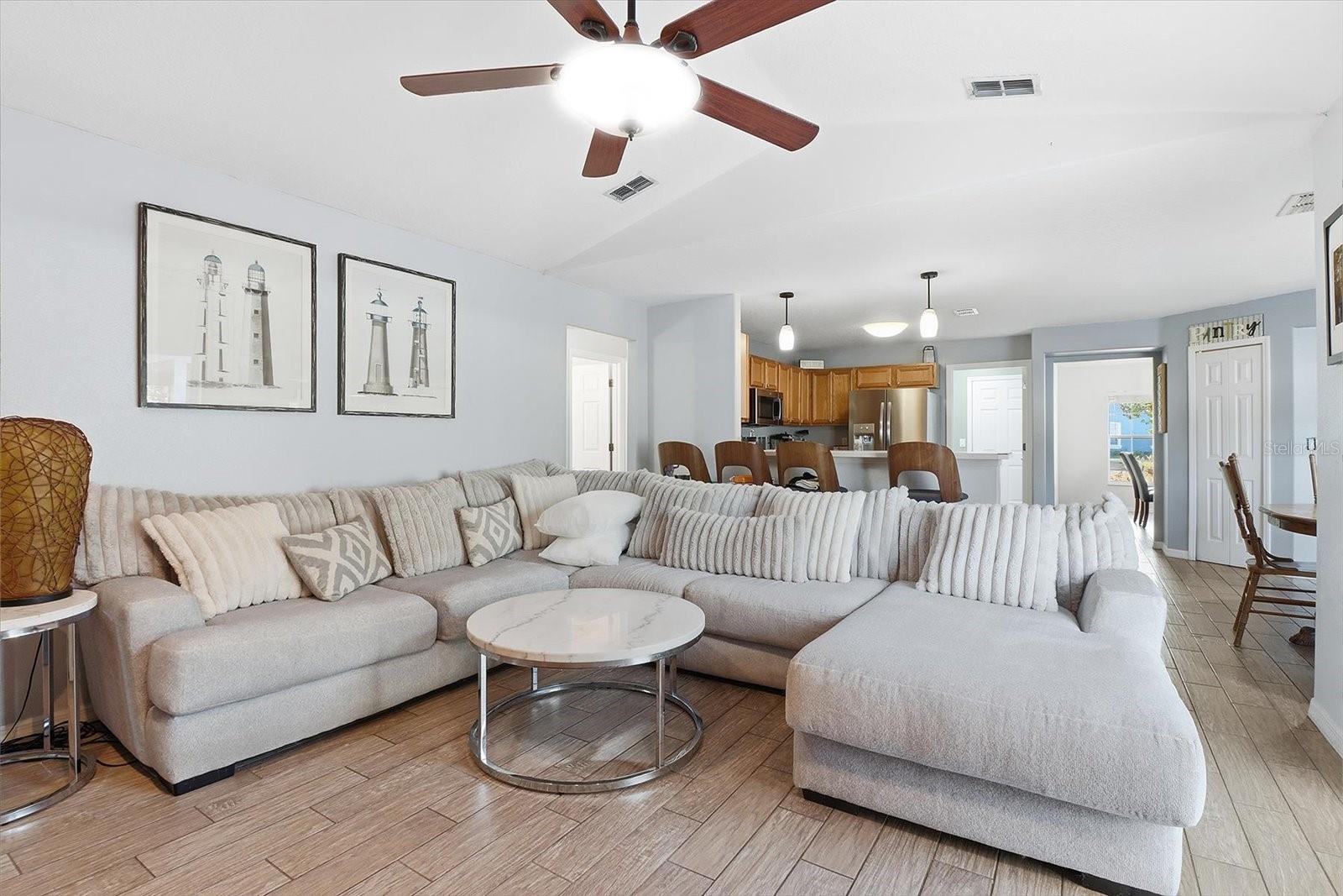 Image 27 of 46 For 10345 42nd Terrace