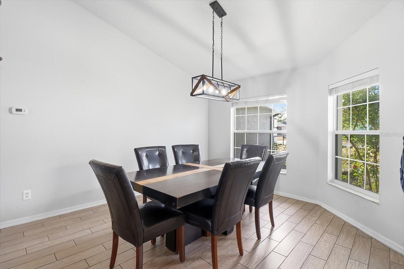 Image 4 of 46 For 10345 42nd Terrace