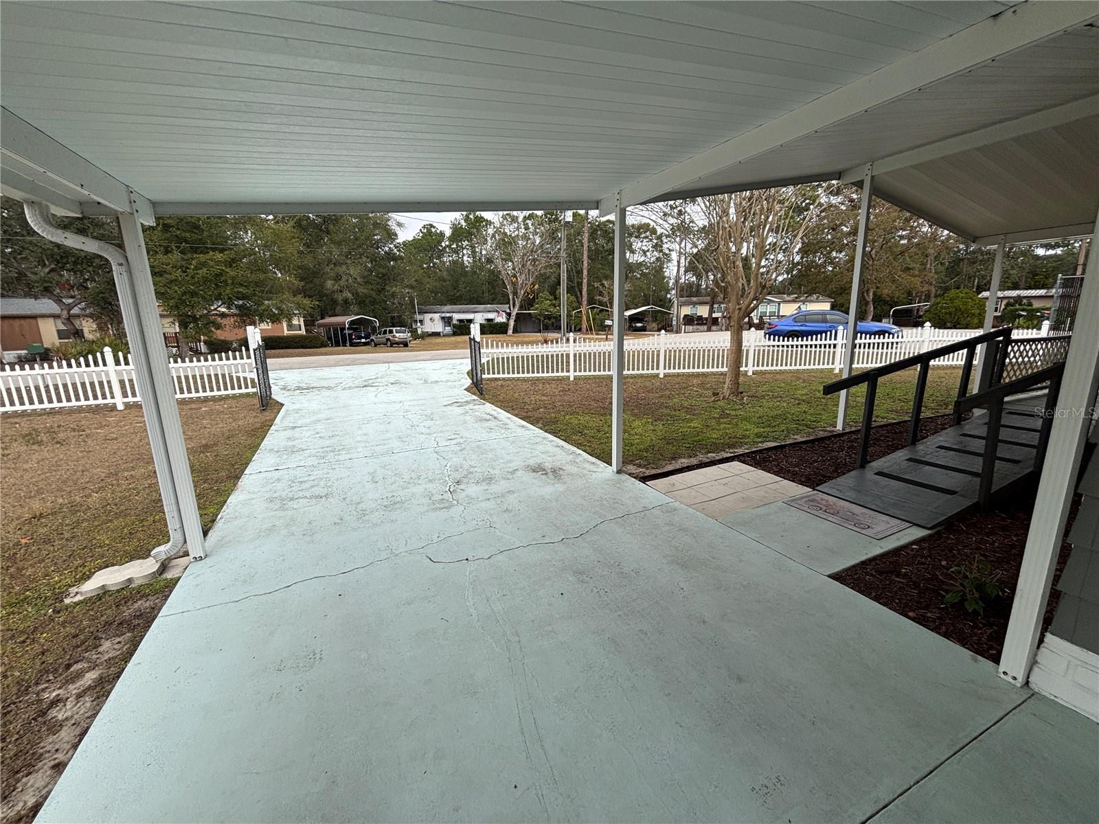 Image 18 of 51 For 5335 186th Court