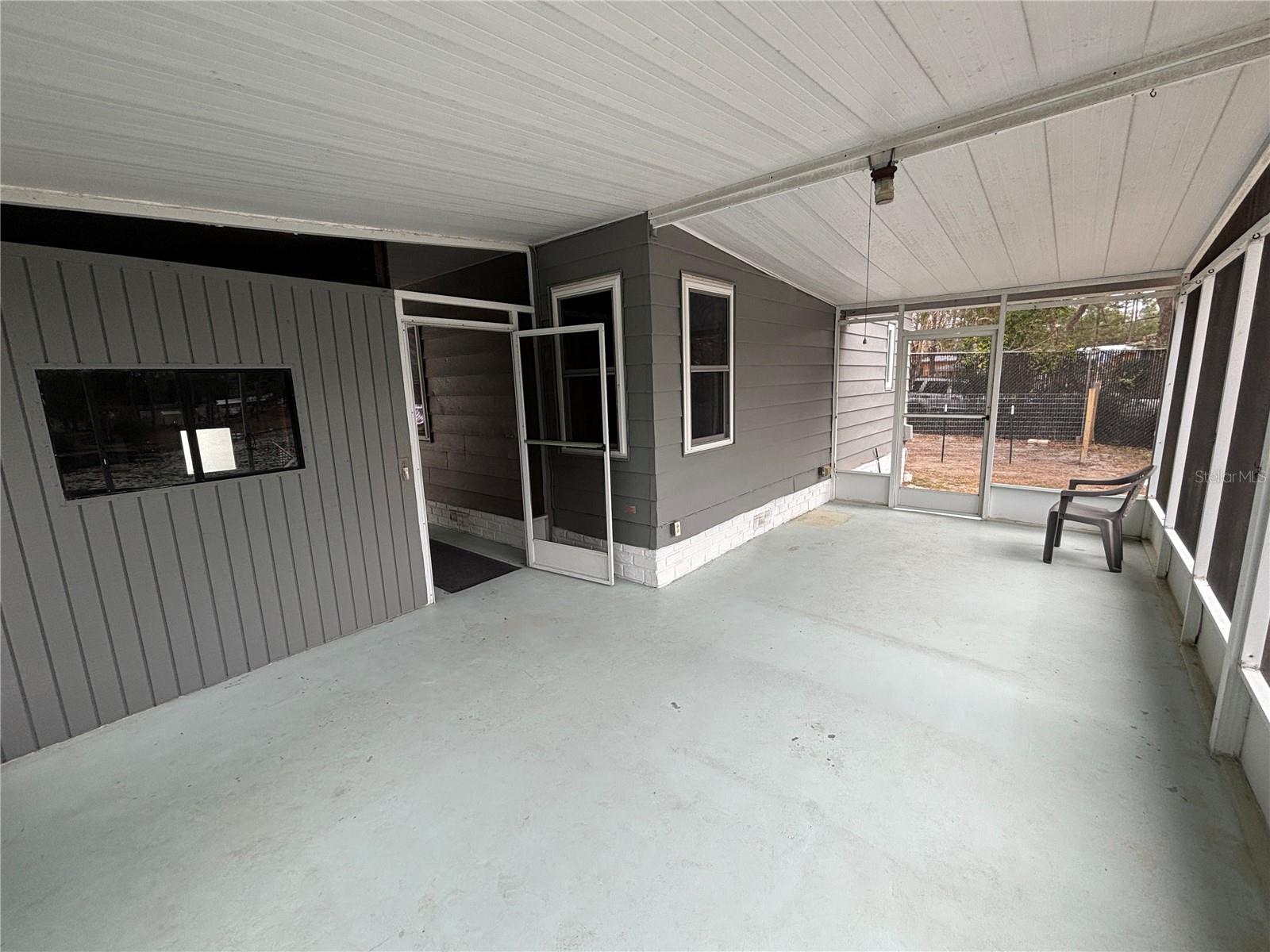 Image 21 of 51 For 5335 186th Court