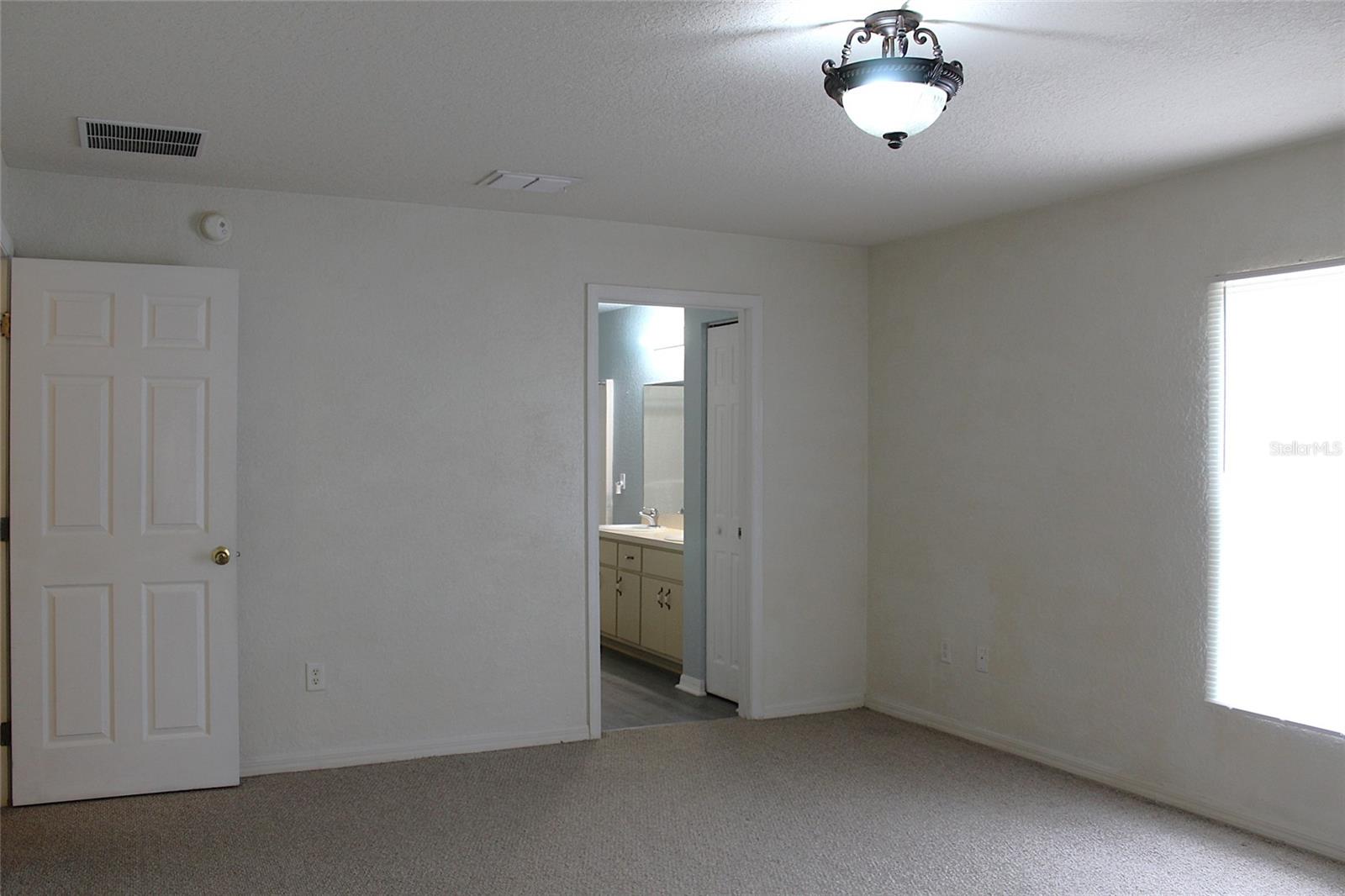 Image 16 of 33 For 42 Dogwood Drive Course