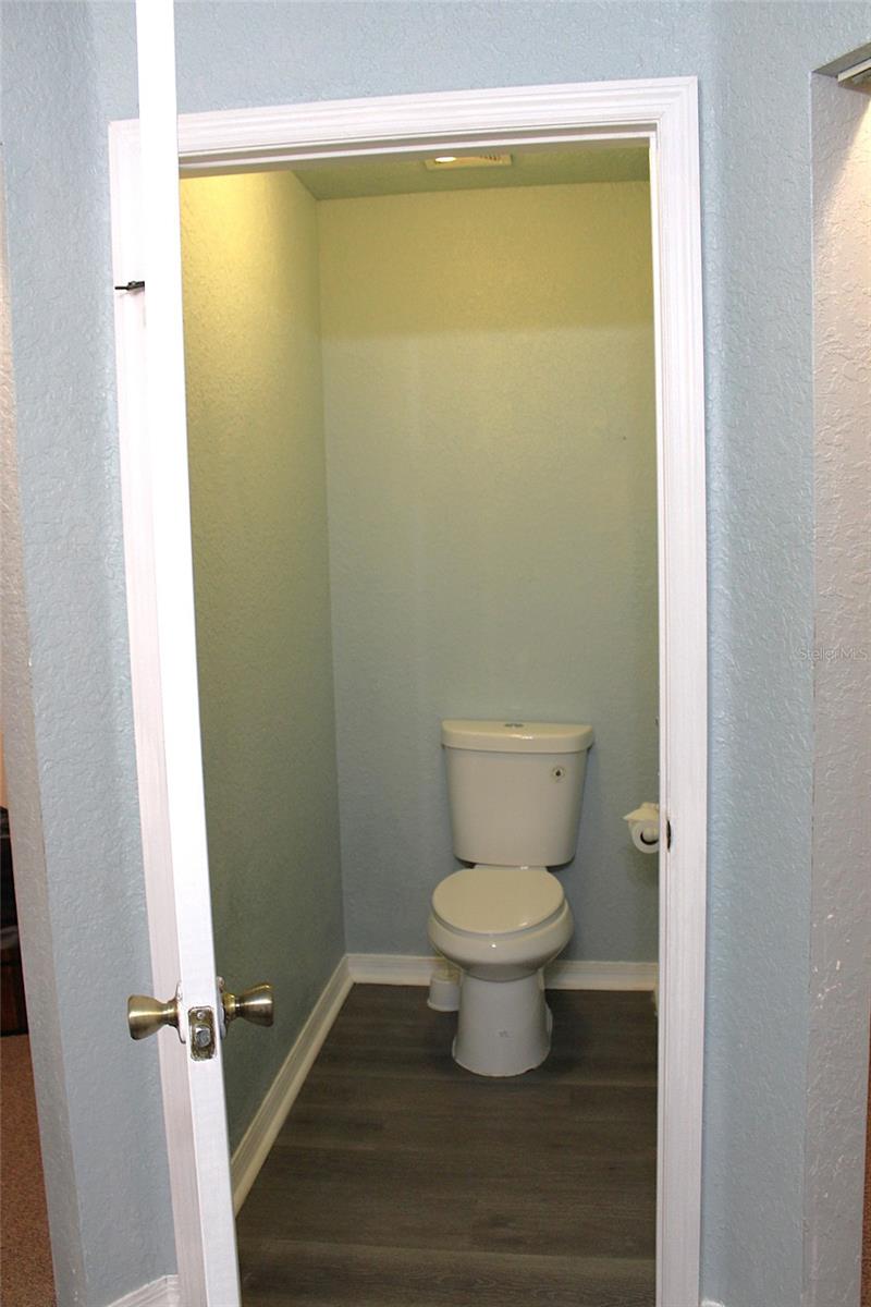 Image 18 of 33 For 42 Dogwood Drive Course