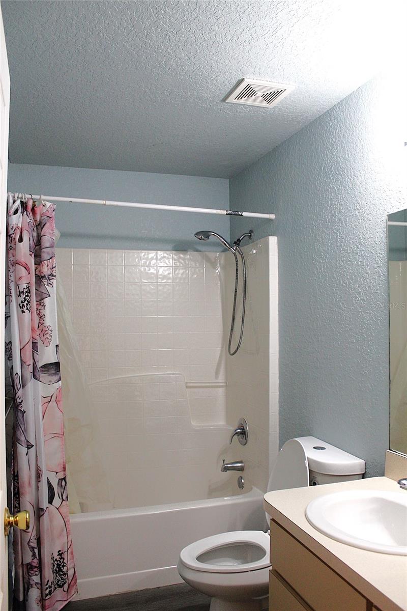 Image 24 of 33 For 42 Dogwood Drive Course