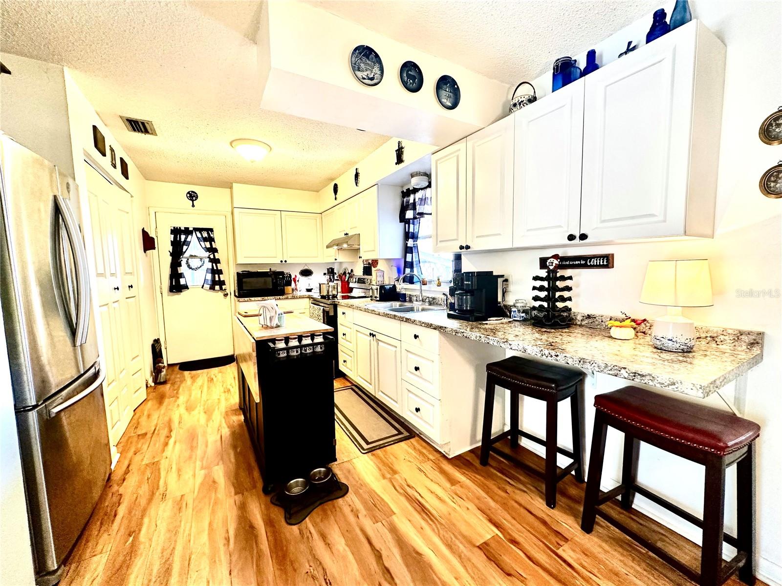 Image 10 of 23 For 9461 Tall Pines Court