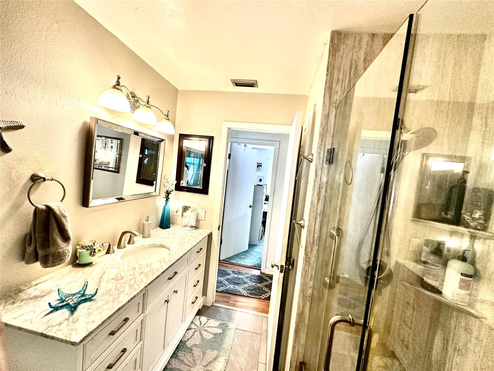 Image 18 of 23 For 9461 Tall Pines Court