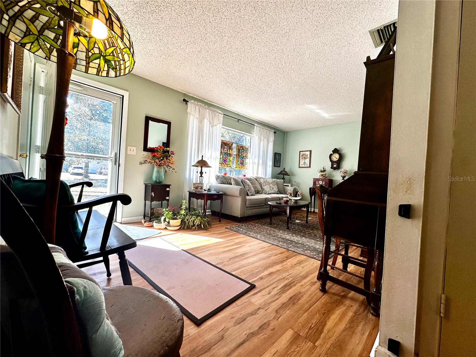 Image 8 of 23 For 9461 Tall Pines Court